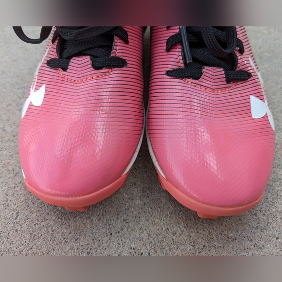 Under Armour Leadoff Low 1297316-002 Youth 2.5 Baseball And Softball Cleats - Picture 7 of 9